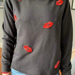 H&M long sleeve sweatshirt with lip appliqué